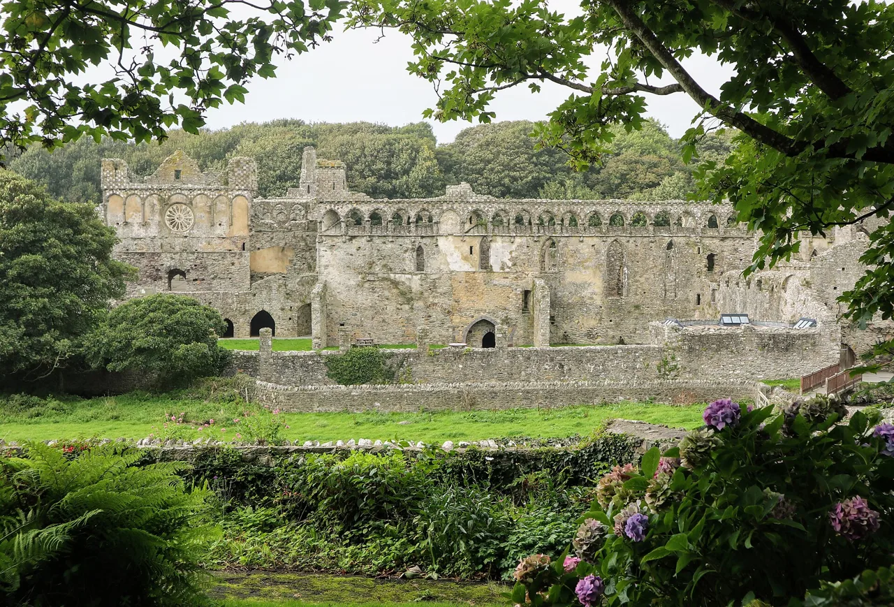 St Davids Bishop’s Palace ruins