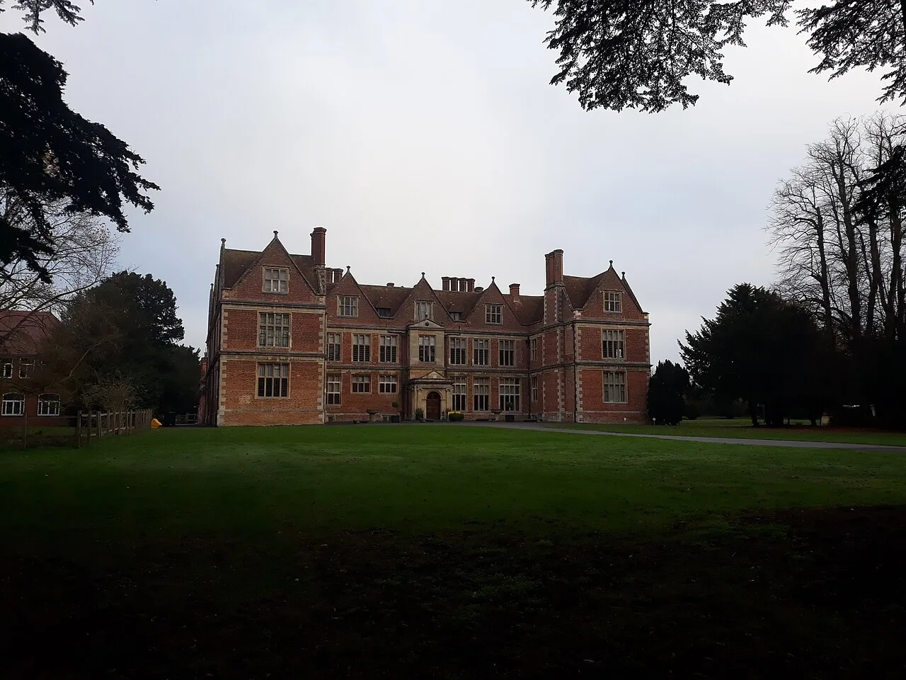 The exterior of Shaw House near Newbury