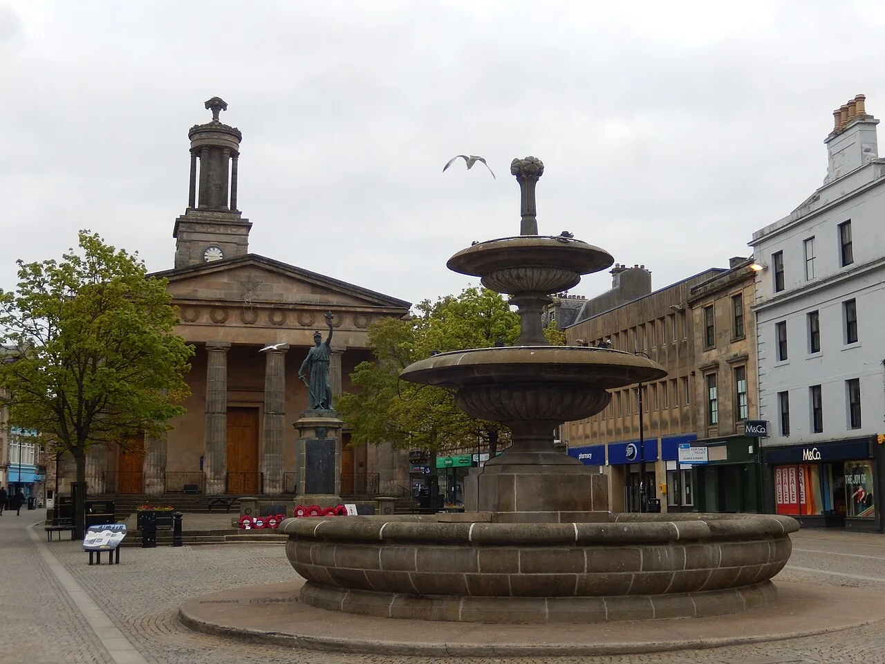 Elgin High Street and its fountain