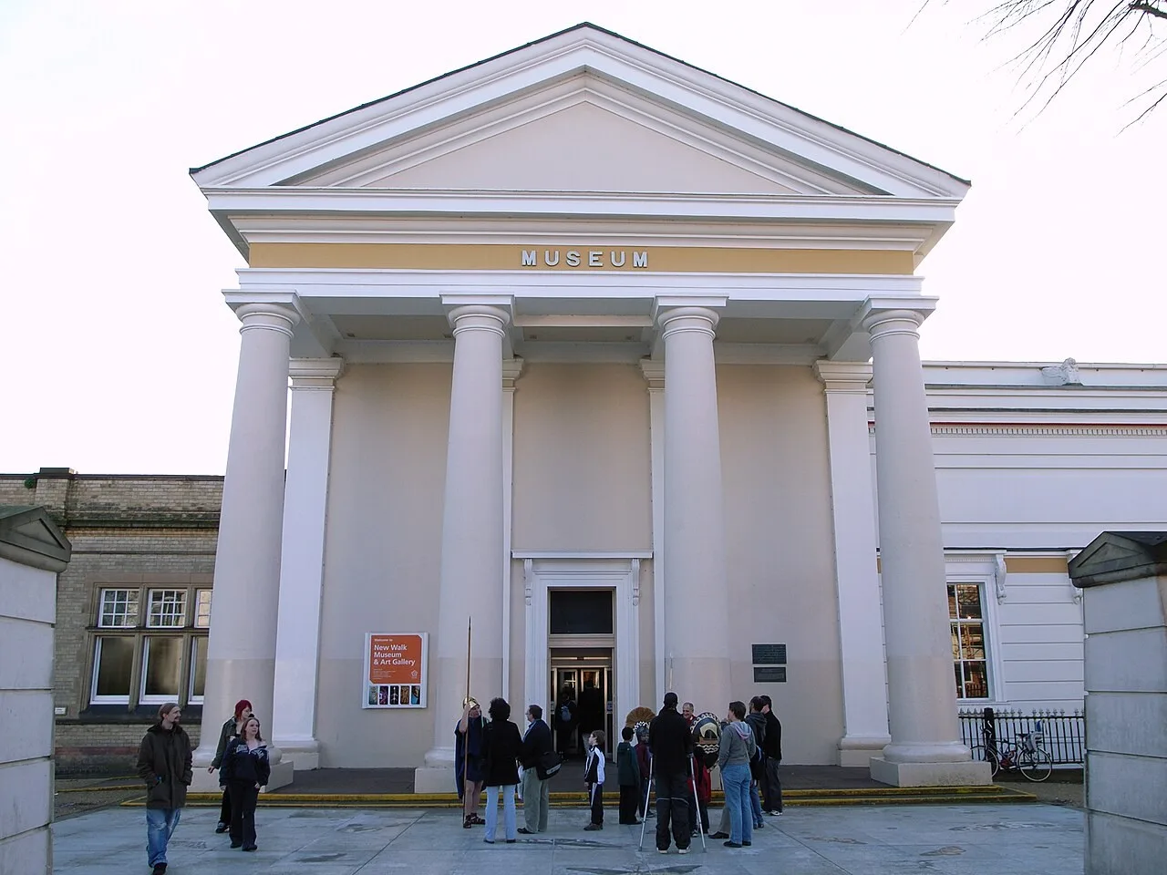 White-columned entrance of Leicester Museum on New Walk