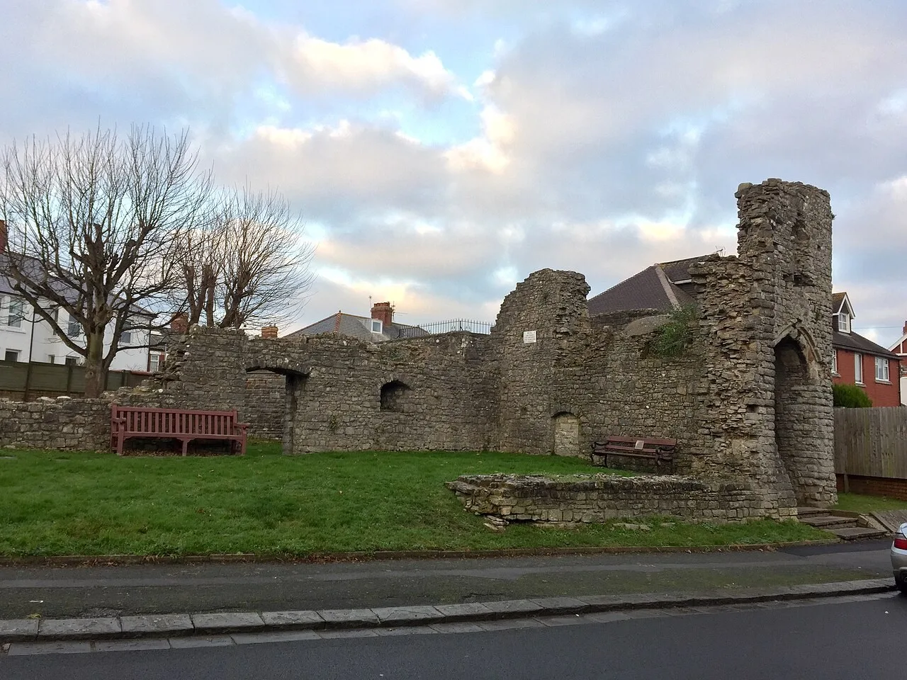 Stone ruins of Barry Castle