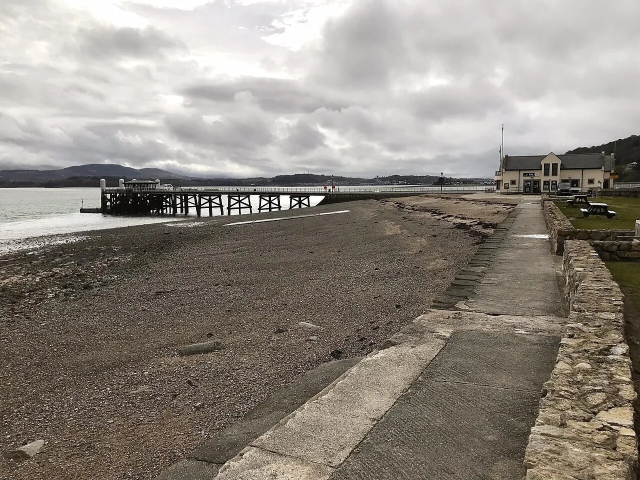 Beaumaris waterfront and pier