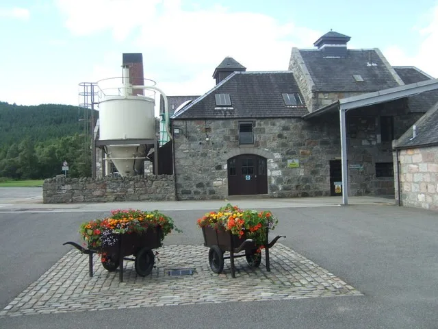 Royal Lochnagar distillery buildings and courtyard