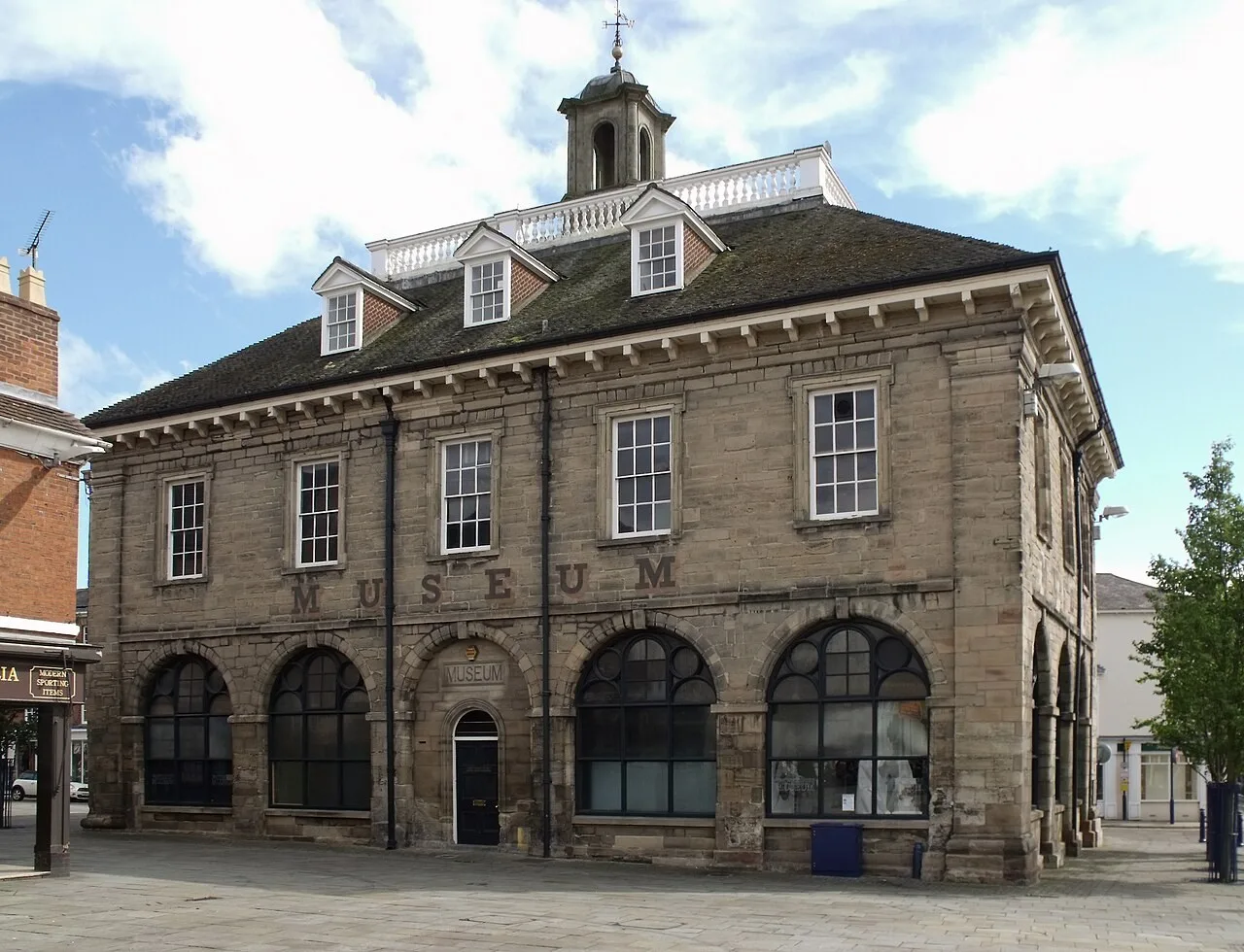 Market Hall Museum in Warwick