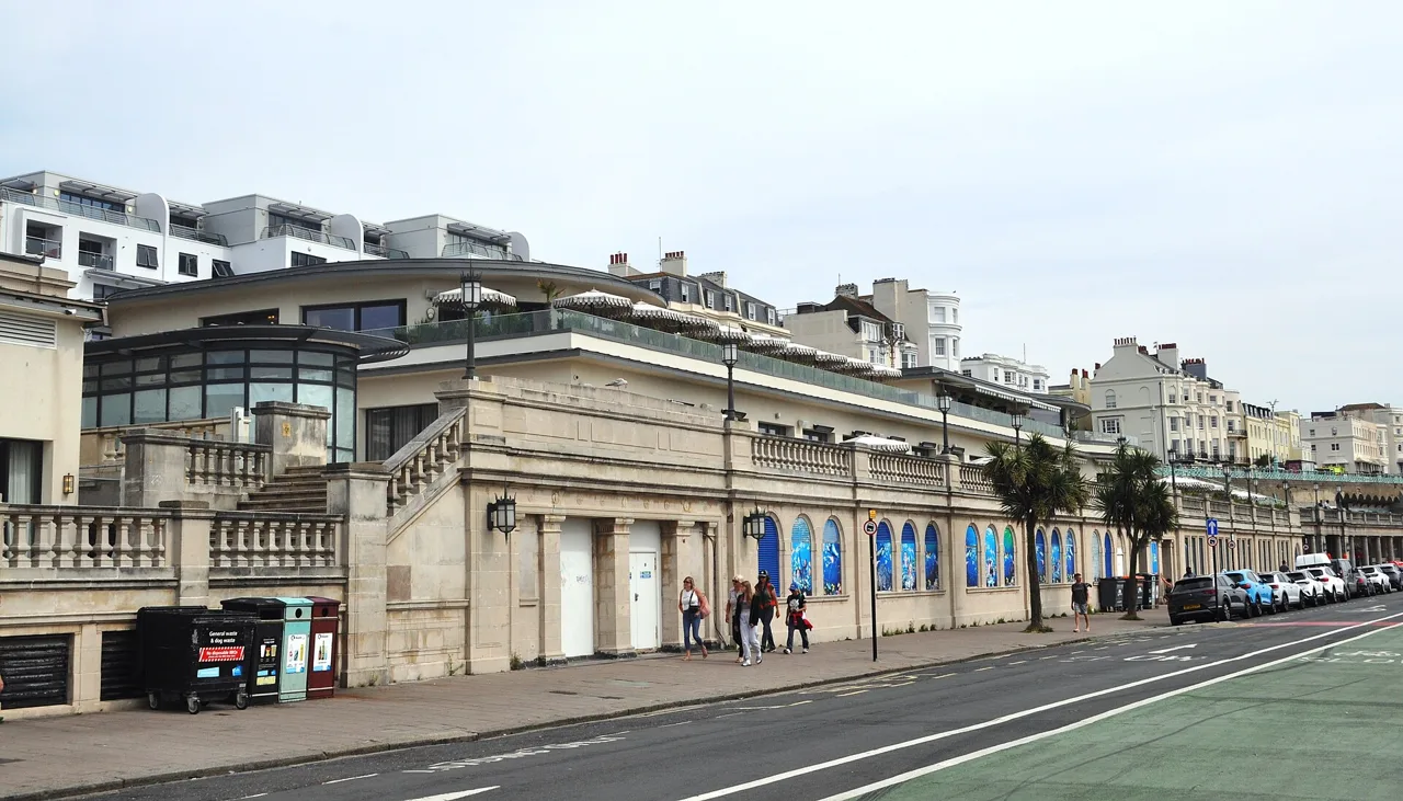 The exterior of SEA LIFE Brighton beside the seafront