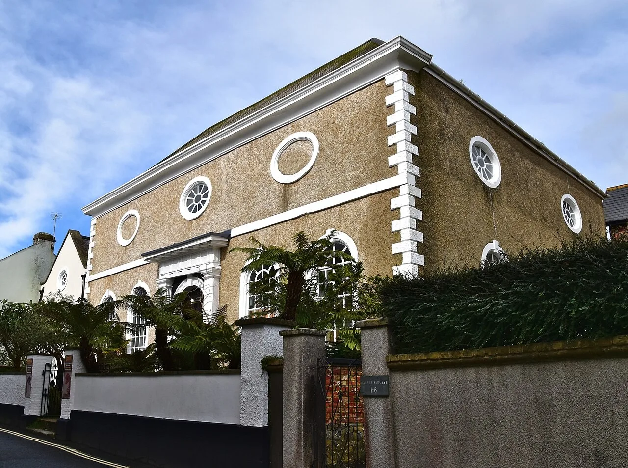 Dinosaurland Fossil Museum in Coombe Street, Lyme Regis
