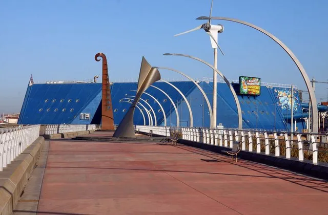 Blue exterior of Sandcastle Waterpark beside Blackpool seafront