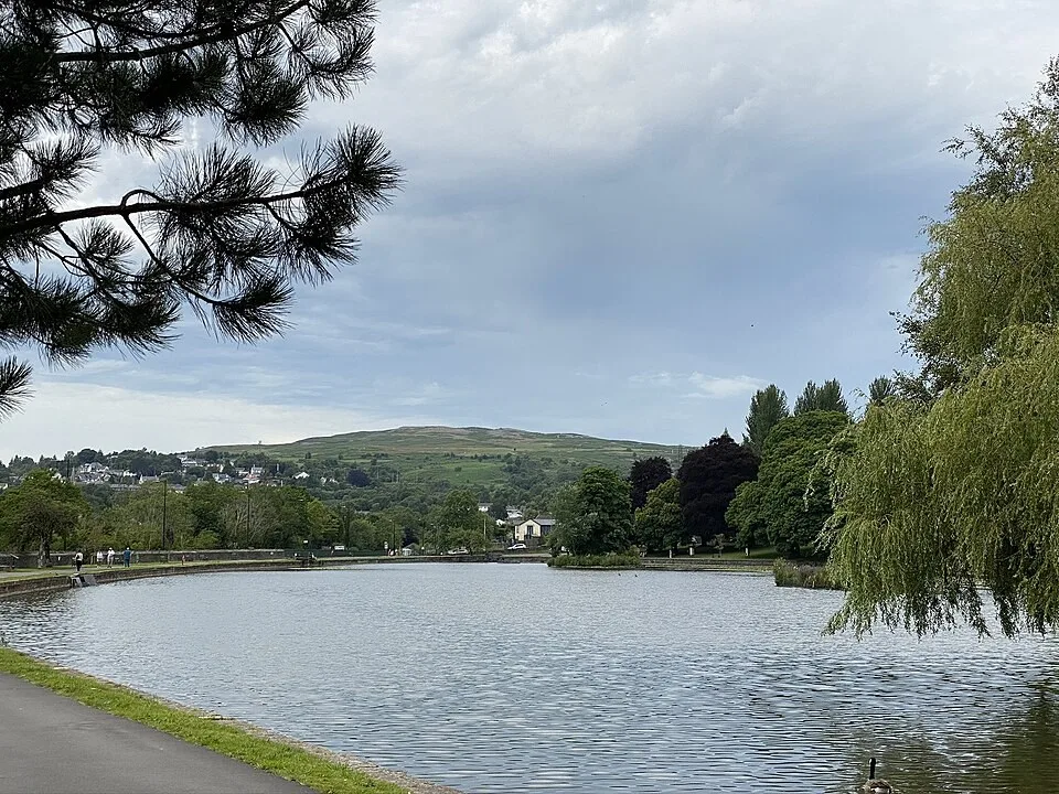 The lake and grounds at Cyfarthfa Park