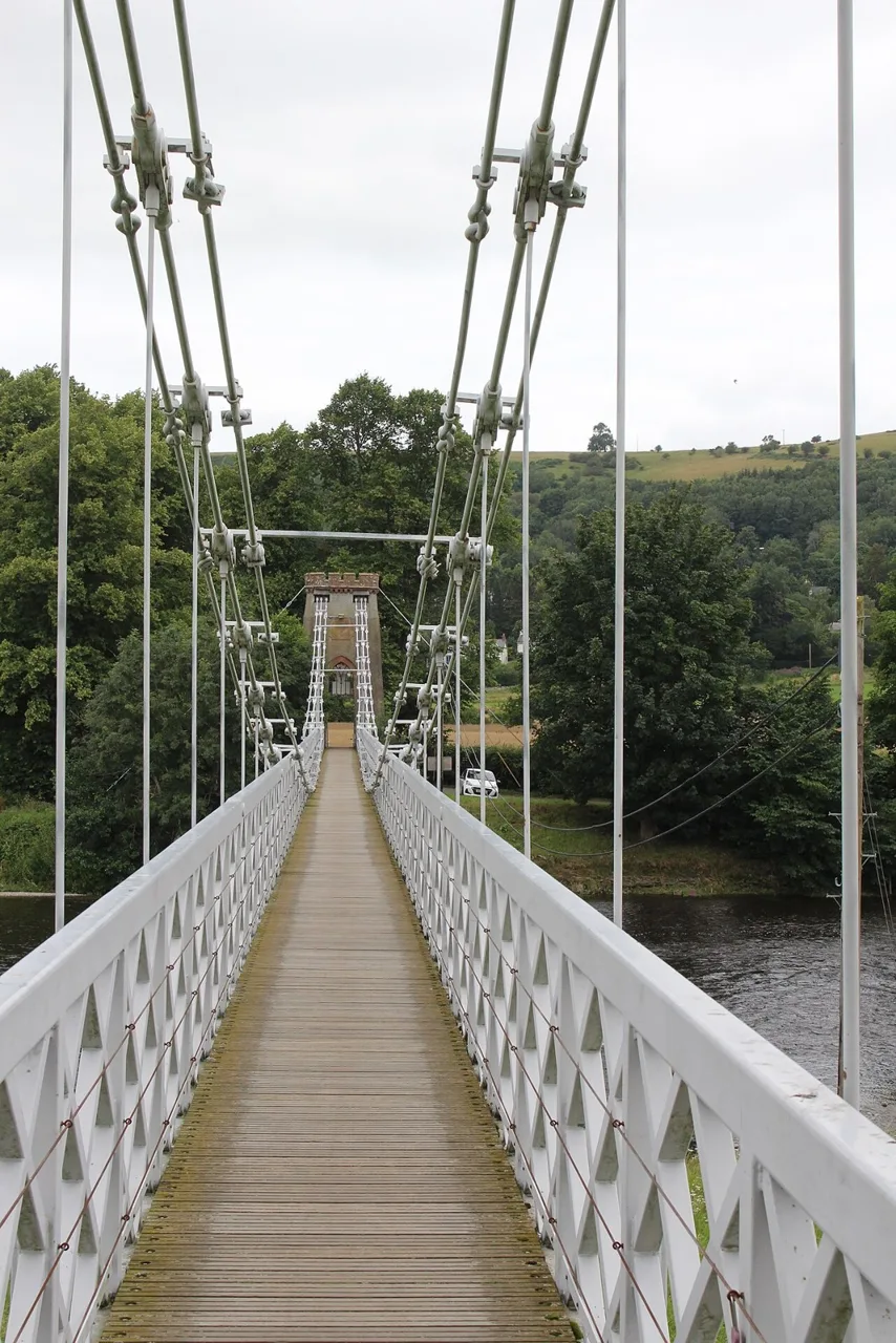 Chain Bridge across the Tweed between Melrose and Gattonside