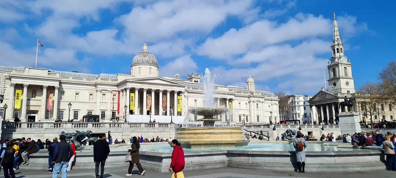 The National Gallery exterior beside Trafalgar Square