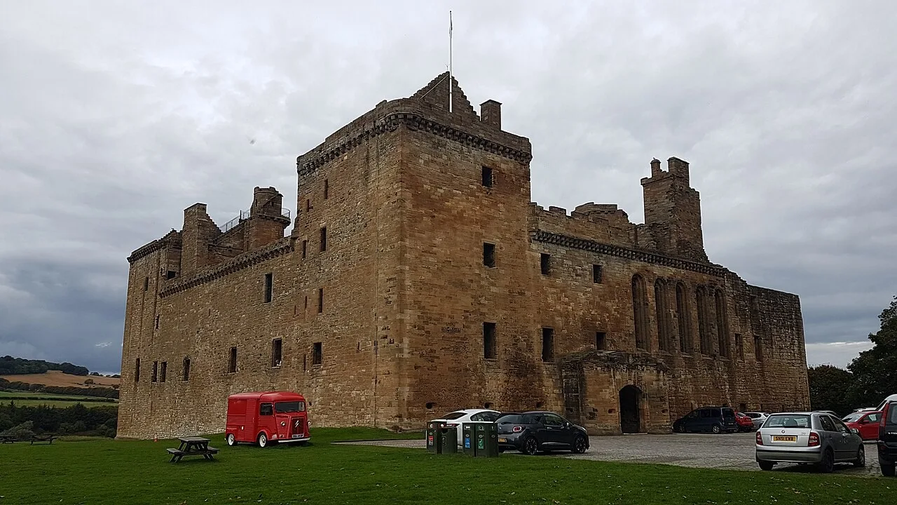 Linlithgow Palace exterior