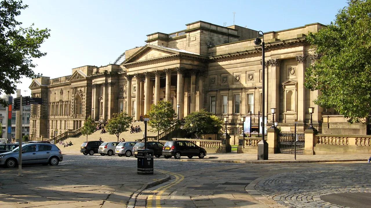 The stone-columned World Museum building on William Brown Street