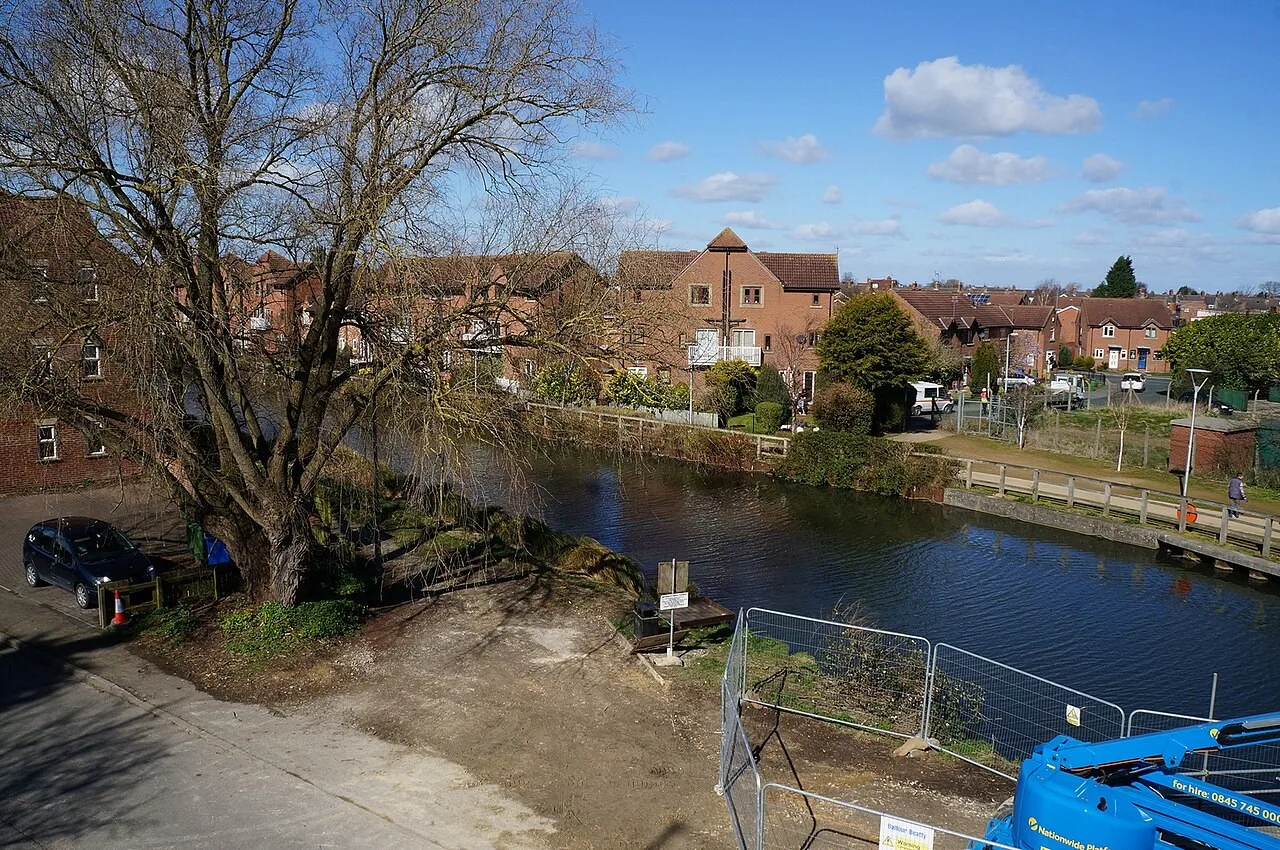 Beverley Beck and its banks viewed from Hull Road Bridge